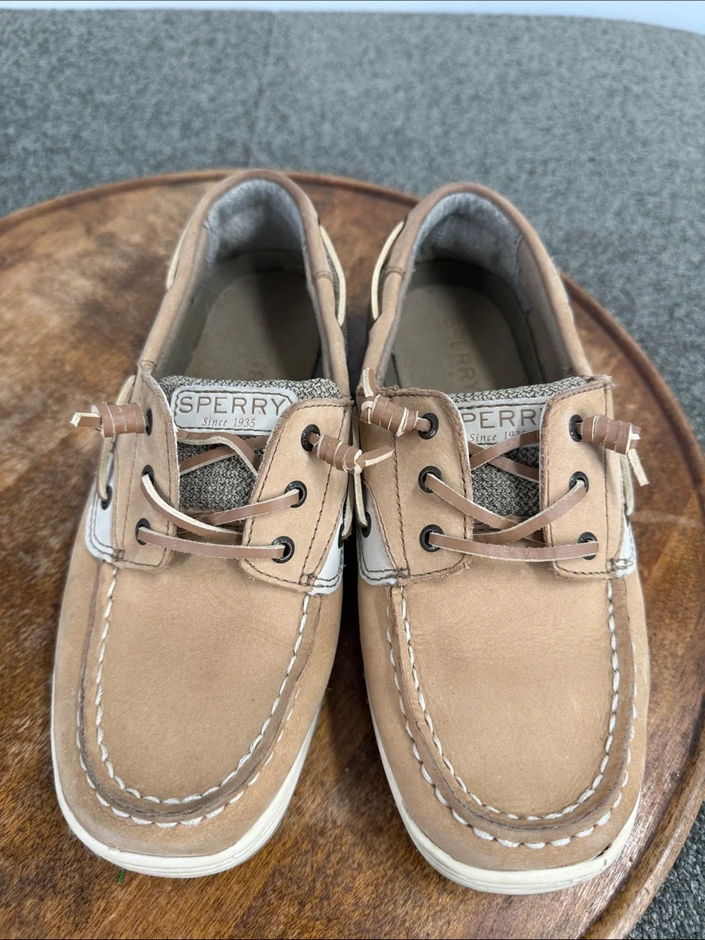 Sperry Shoes Boys 4 M Ivy Fish Loafer Casual Boat Tan Uniform Lace